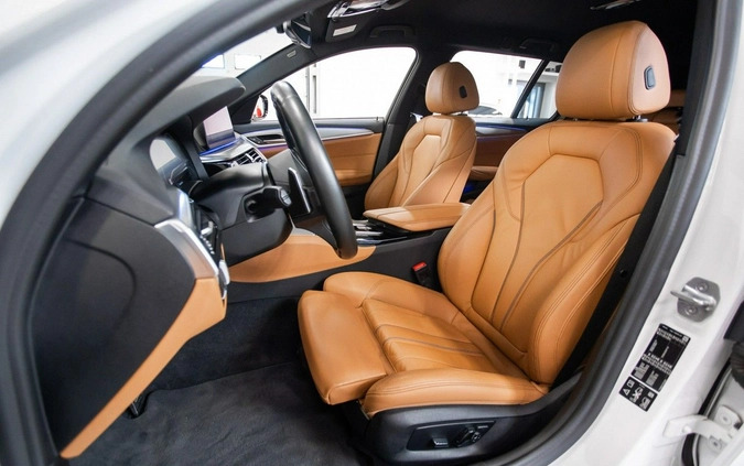 BMW Seria 5 cena 165000 przebieg: 170122, rok produkcji 2019 z Kobyłka małe 781